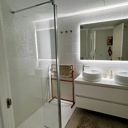 Chillvibe Residences 卡拉德米哈斯